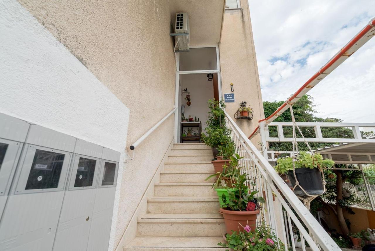 Apartment Anteo Free Parking Split Eksteriør billede