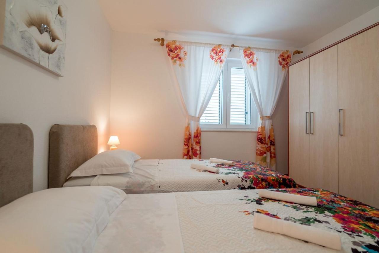 Apartment Anteo Free Parking Split Eksteriør billede