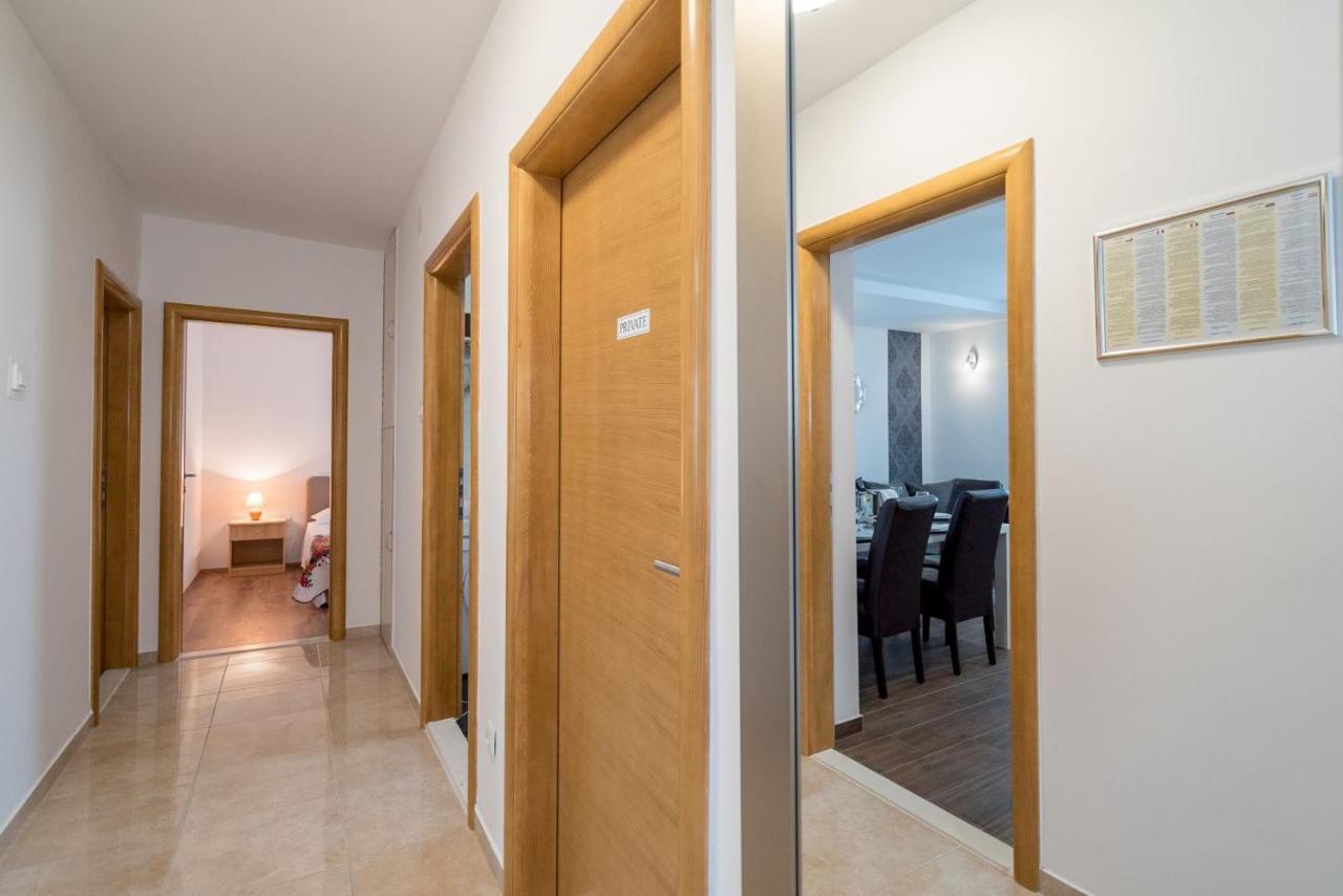 Apartment Anteo Free Parking Split Eksteriør billede