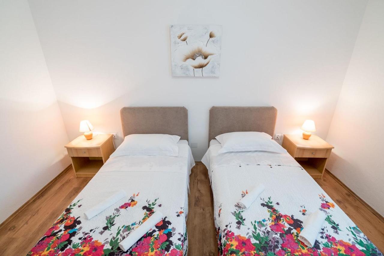 Apartment Anteo Free Parking Split Eksteriør billede